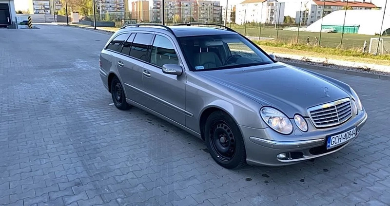 Mercedes-Benz Klasa E cena 28000 przebieg: 286000, rok produkcji 2005 z Skórcz małe 106